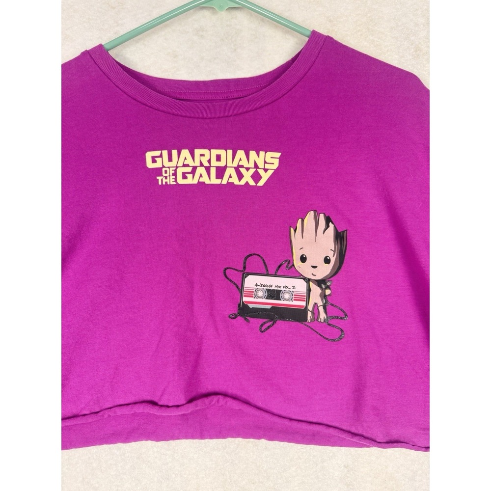 Marvel Guardians of the Galaxy Baby Groot Graphic Crop Top Women's Large Pink